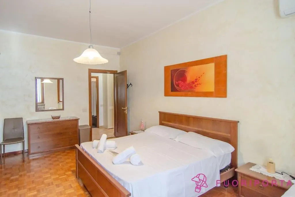 דירות פארמה Emy House